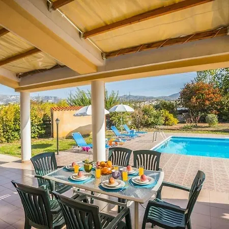 In Sleeps 6 Includes Swimming Pool Air Con And Wifi 3 7 Вилла *